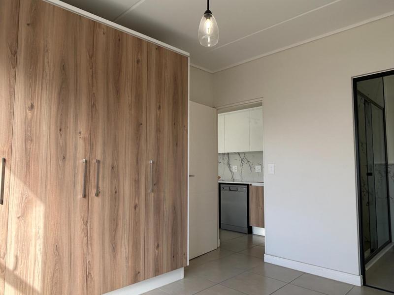 1 Bedroom Property for Sale in Sandown Western Cape